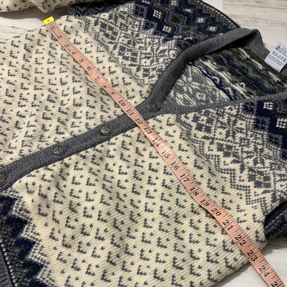 Dale of Norway 100% Wool  Gray and Cream Patterned Cardigan Size Large - Picture 8 of 12